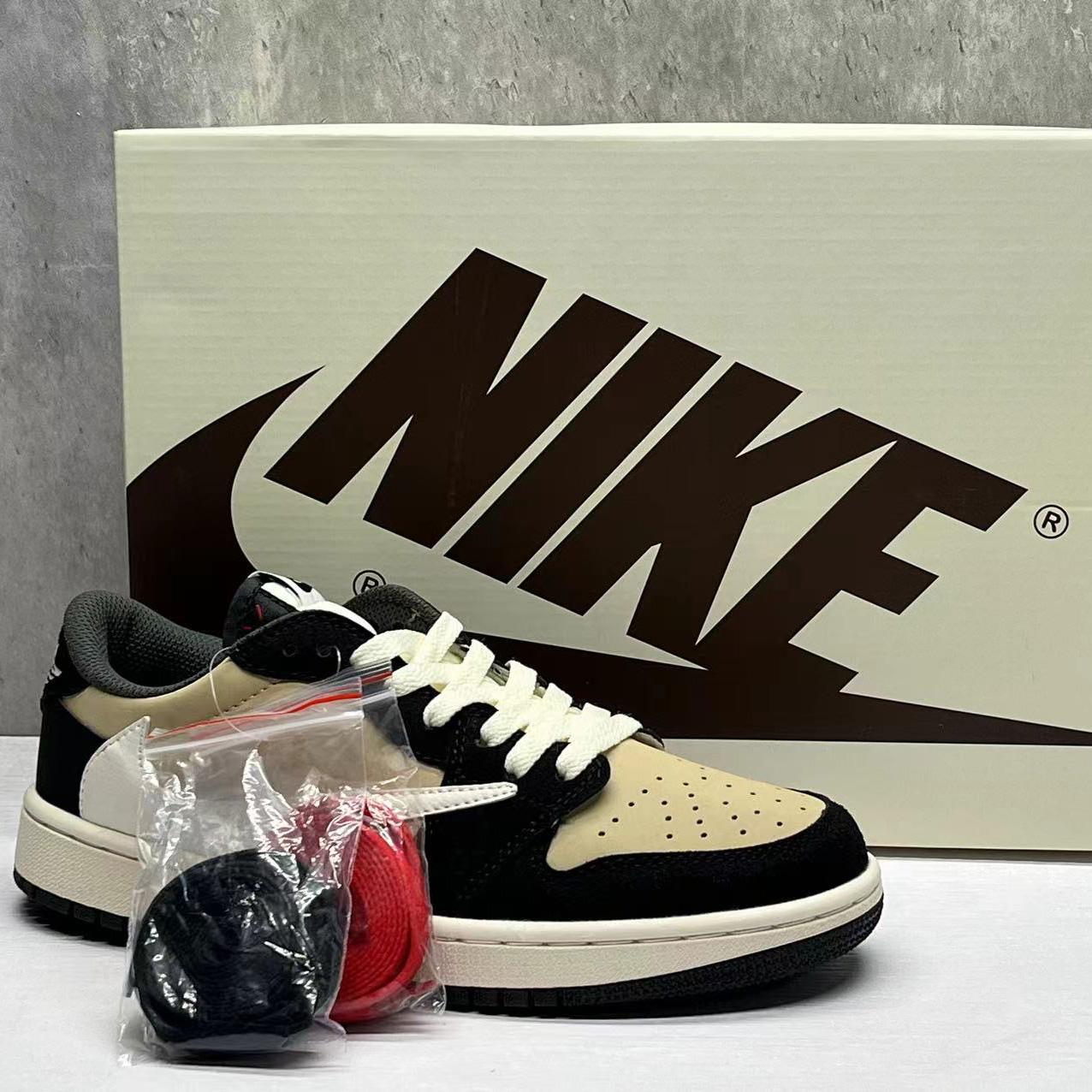 ​Travis Scott X Jordan 1 Low Sneaker   DM7866-201 - DopestKickz