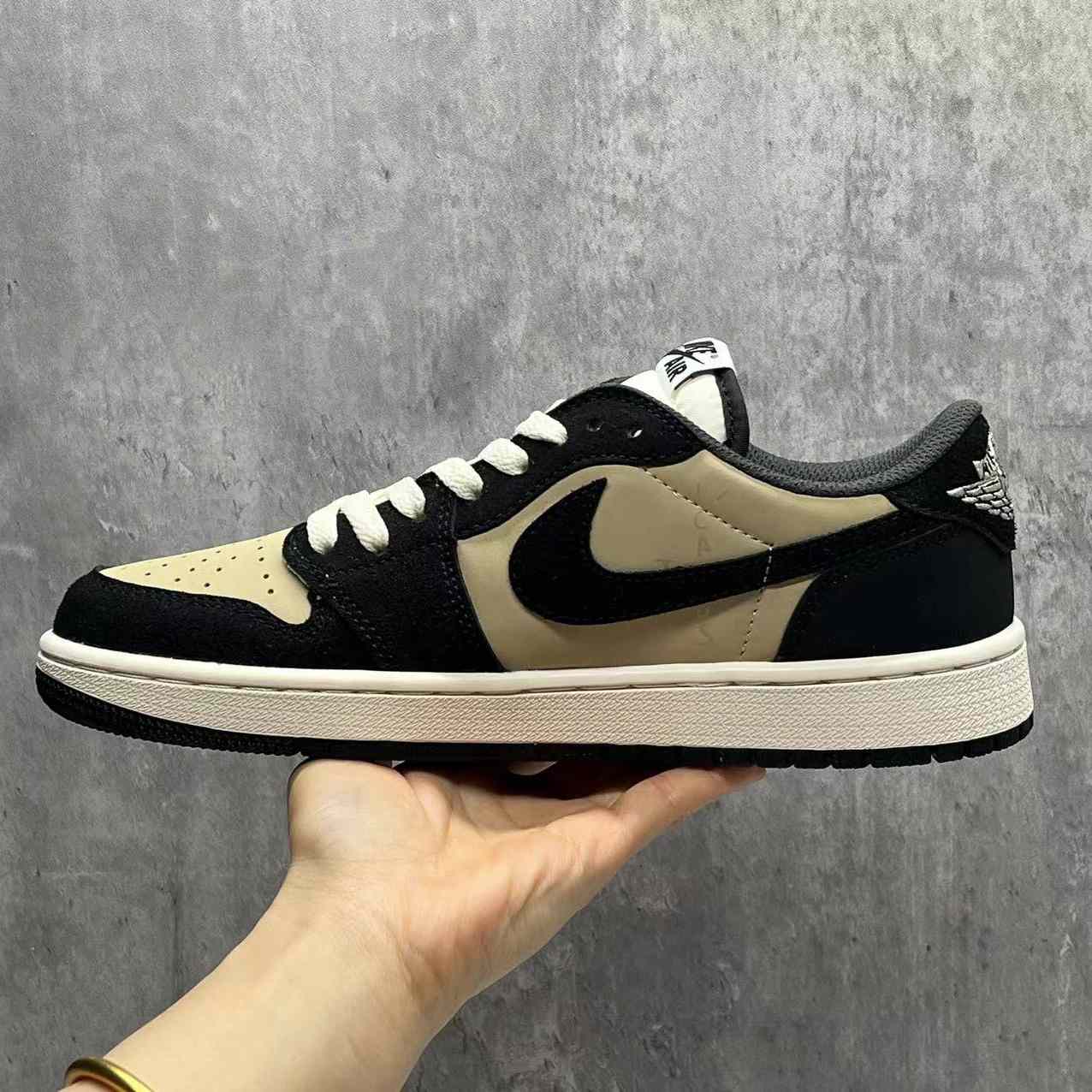​Travis Scott X Jordan 1 Low Sneaker   DM7866-201 - DopestKickz