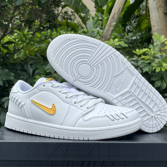 Jordan Air Jordan 1 MM LOW Sneaker    FN5032-100 - DopestKickz