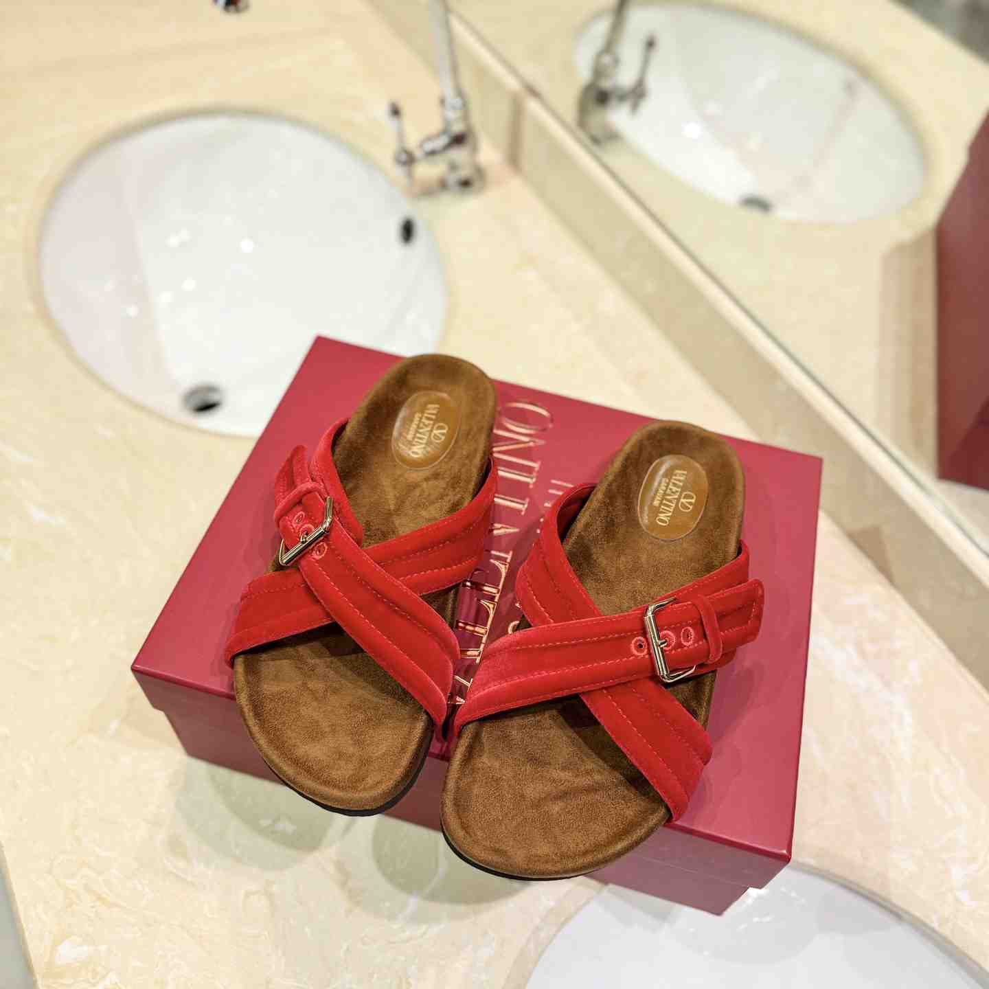 Valenti Fussfriend Velvet Slide Sandal  - DopestKickz