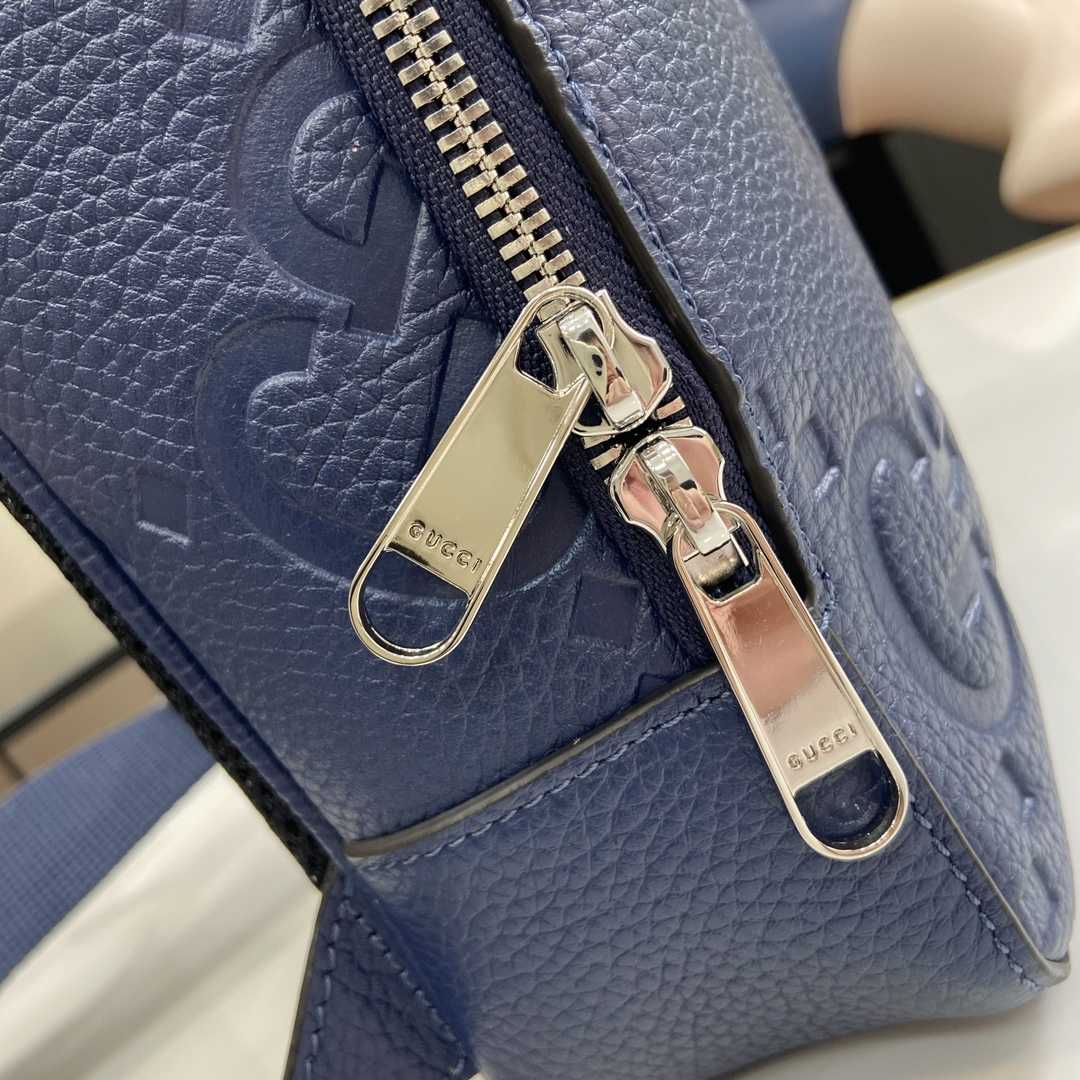 Gucci Jumbo GG Crossbody Bag - DopestKickz