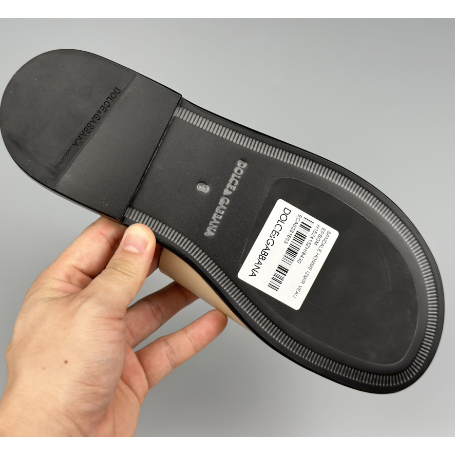 Dolce & Gabbana Calfskin sliders - DopestKickz