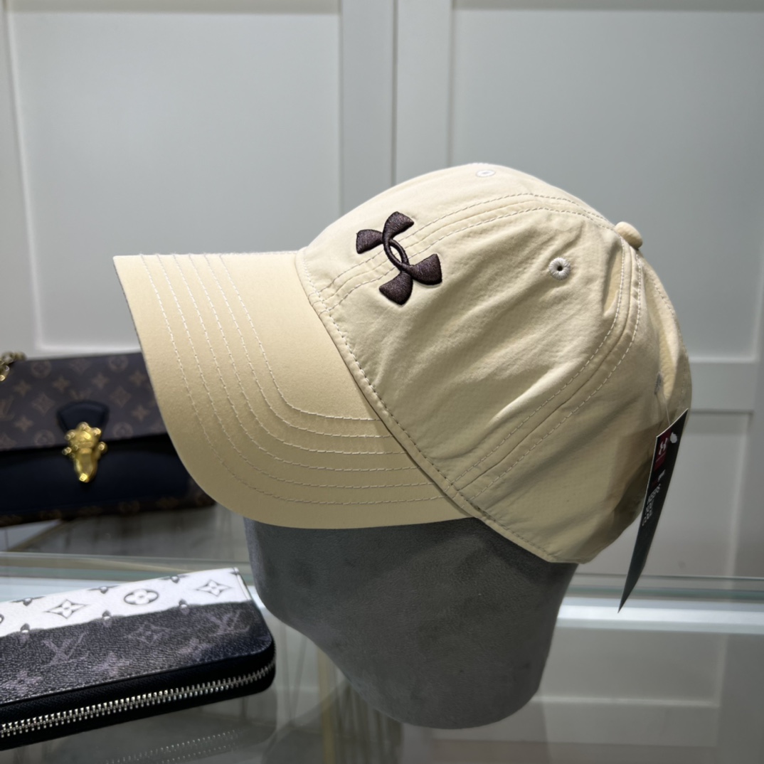 Under Armour Cap - DopestKickz