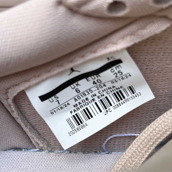 Air Jordan1Low Sneaker      AO1935-204  - DopestKickz