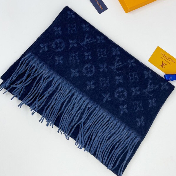Louis Vuitton LV Essential Scarf - DopestKickz
