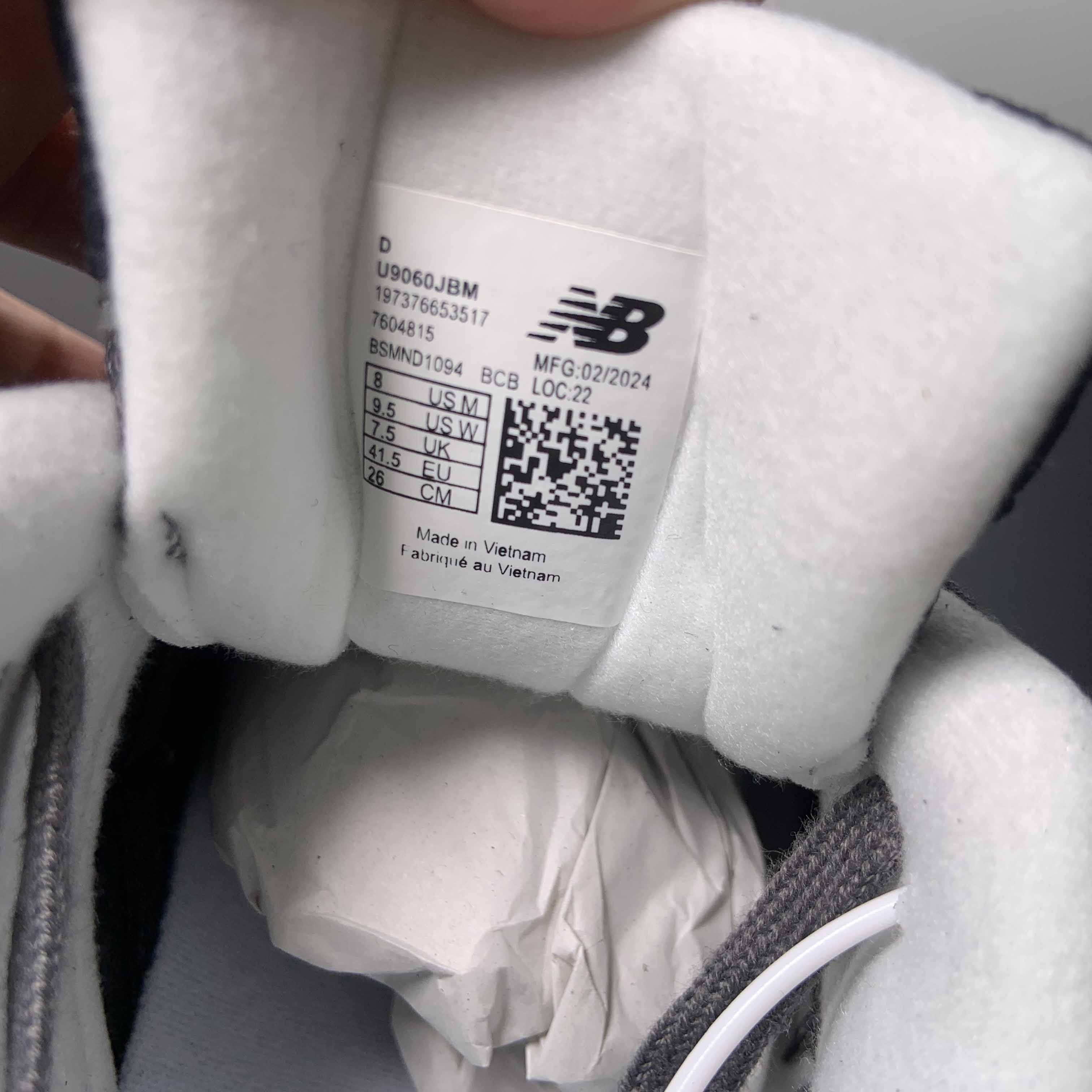 New Balance 9060 Sneakers      U9060JBM  - DopestKickz