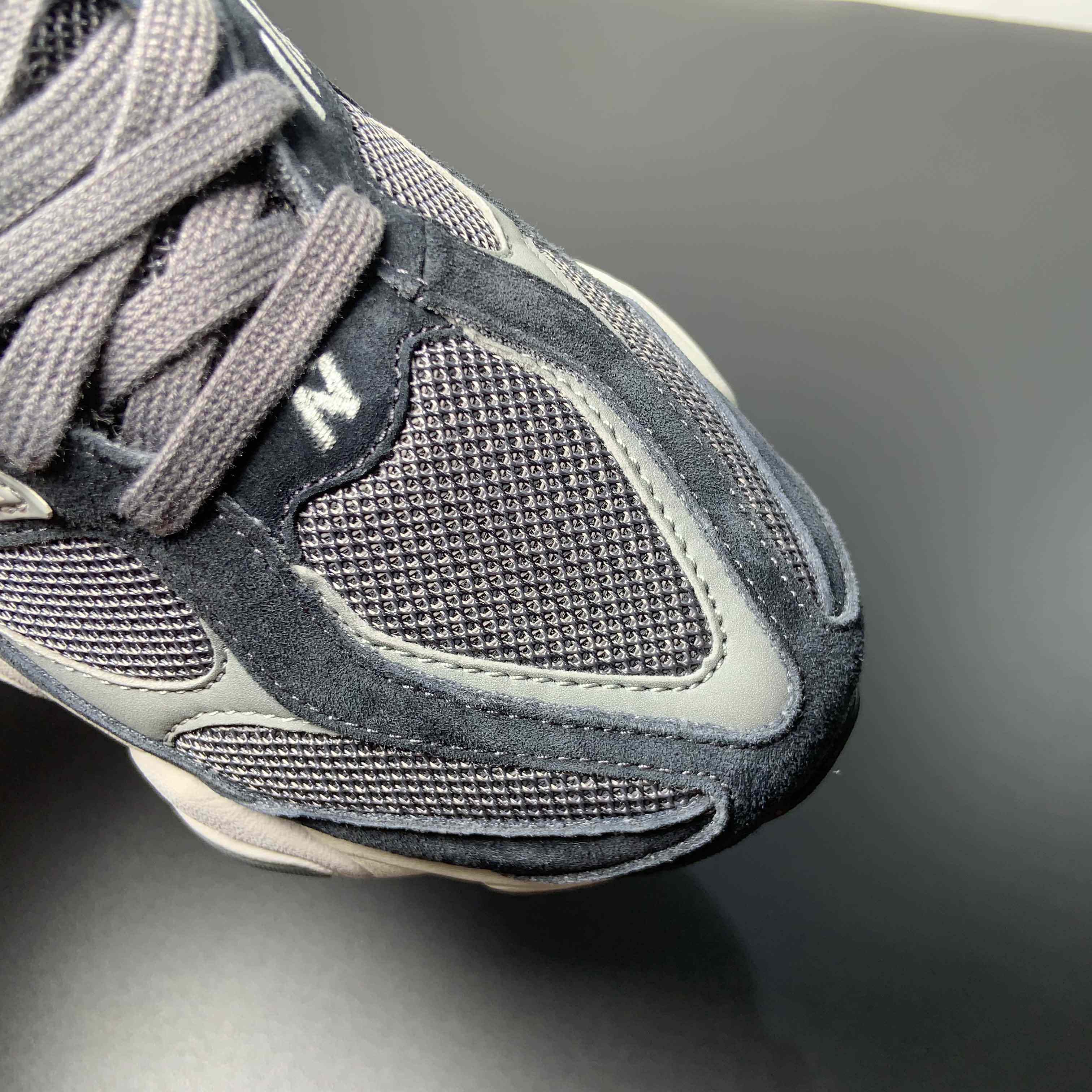 New Balance 9060 Sneakers      U9060JBM  - DopestKickz