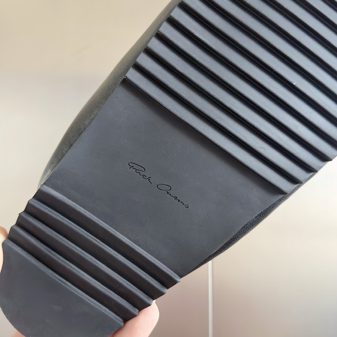 Rick Owens Puffer Slide In Black - DopestKickz