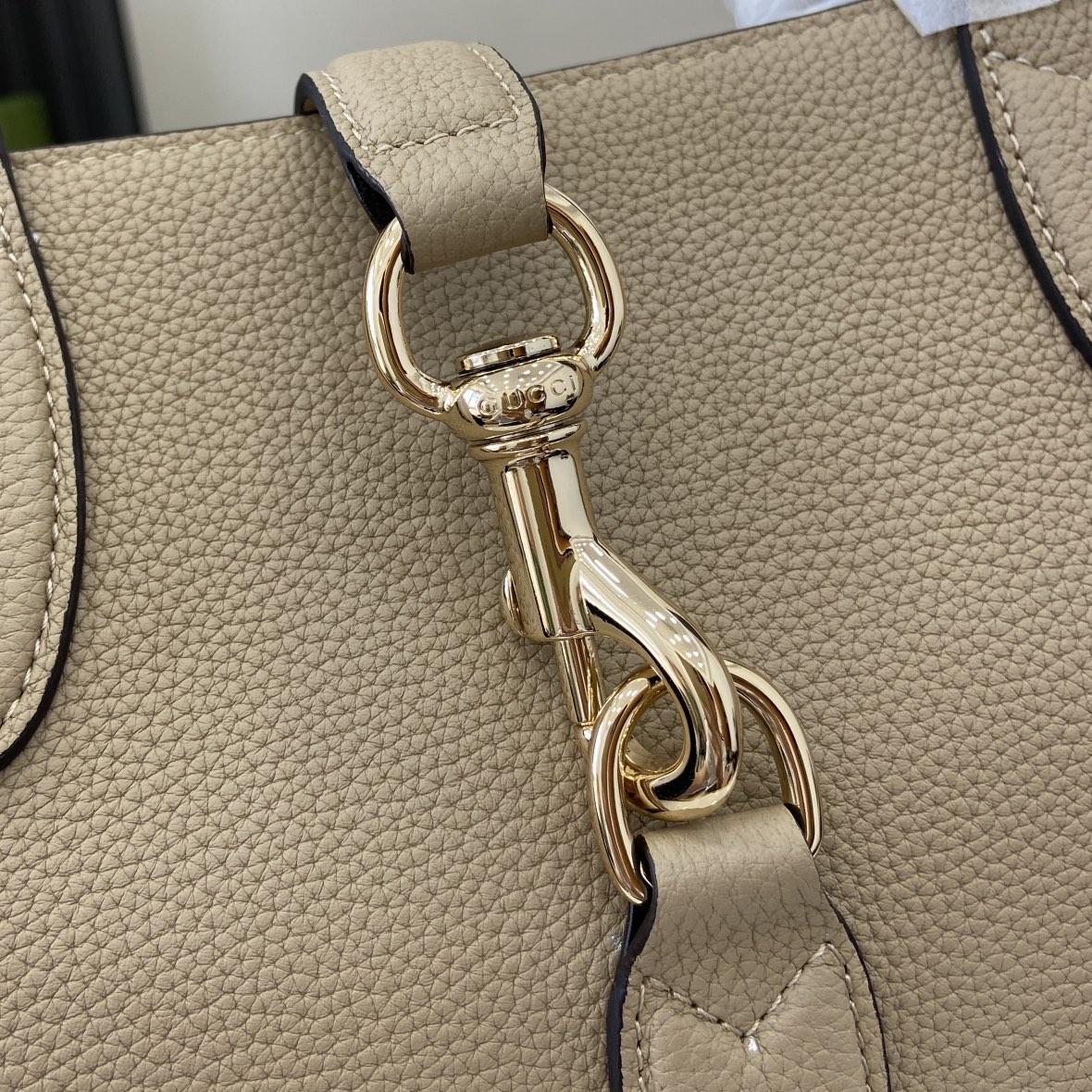 Gucci Medium Tote Bag With Hook Closure - DopestKickz