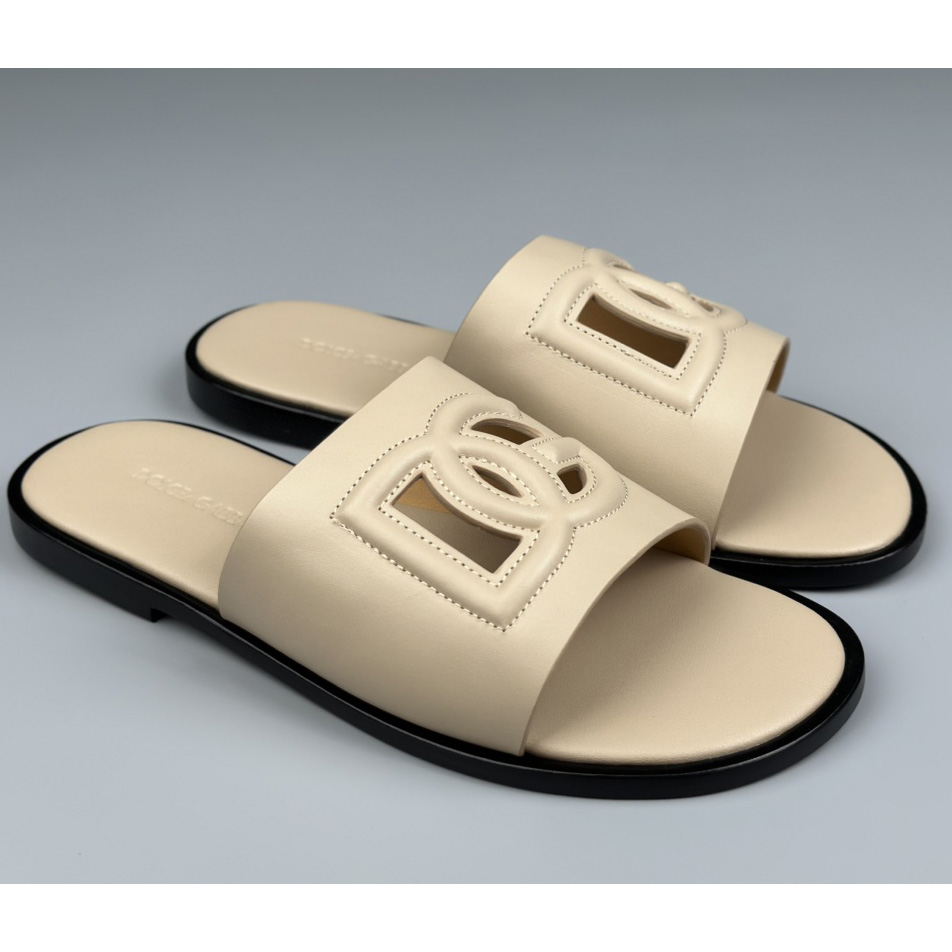 Dolce & Gabbana Calfskin sliders - DopestKickz