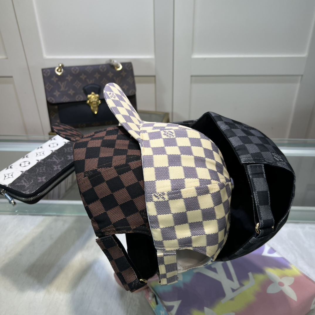Louis Vuitton Cap - DopestKickz