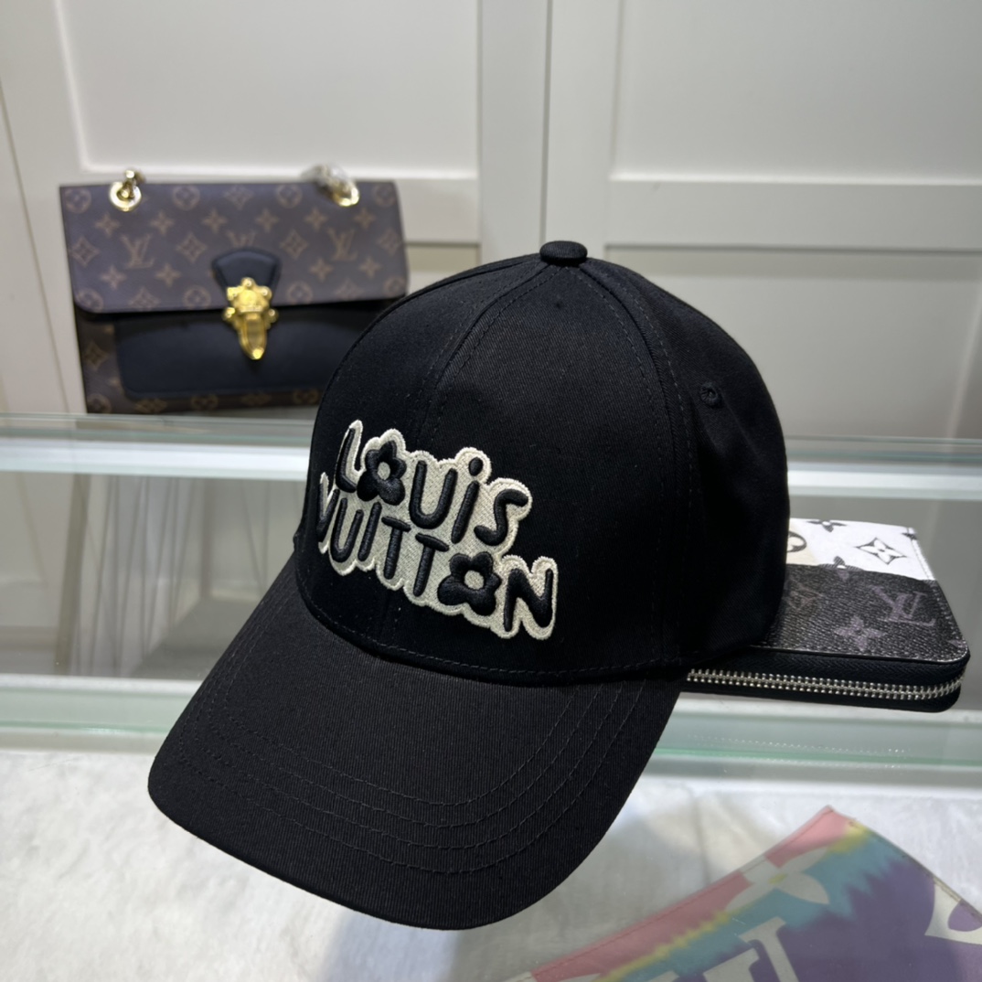 Louis Vuitton Cap - DopestKickz