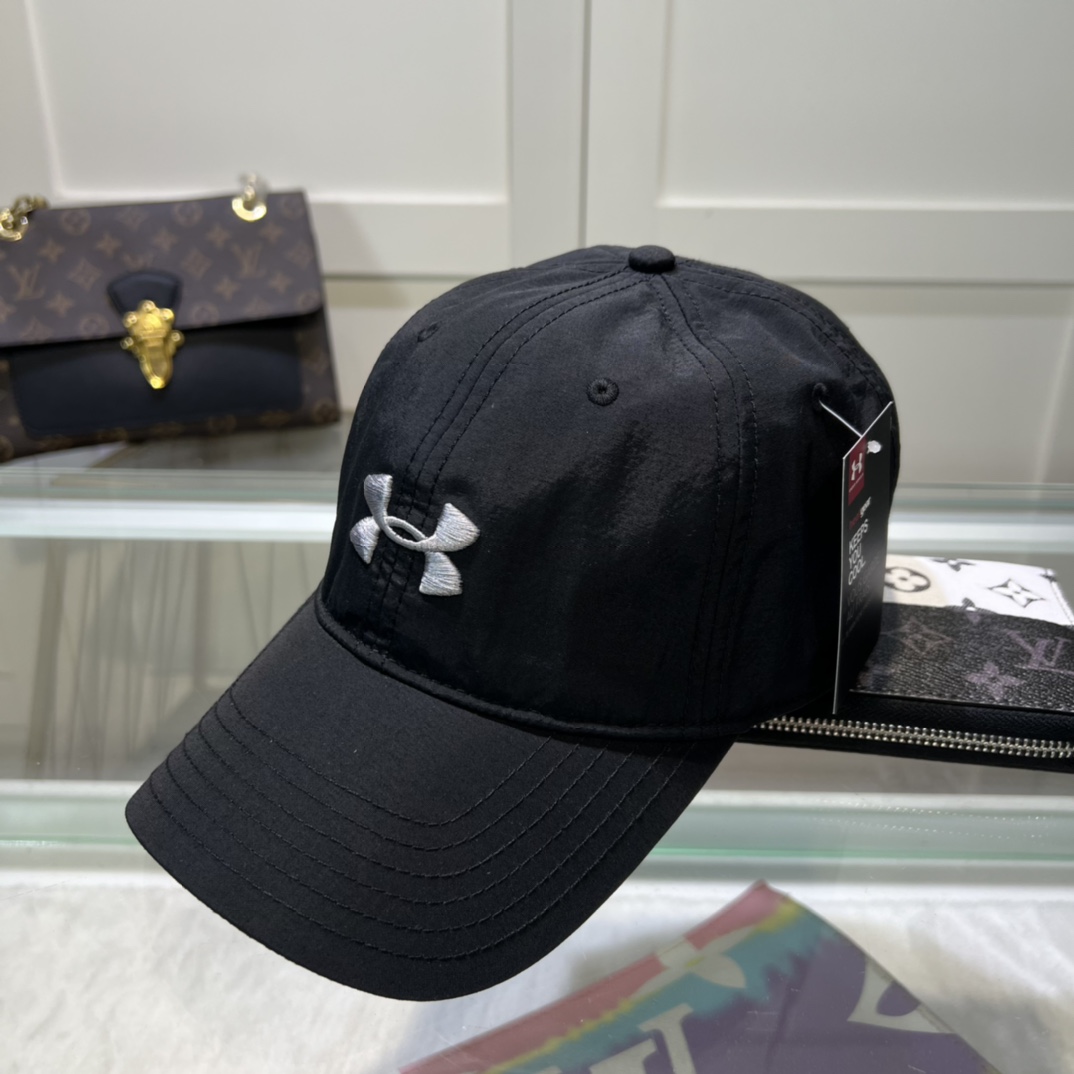 Under Armour Cap - DopestKickz