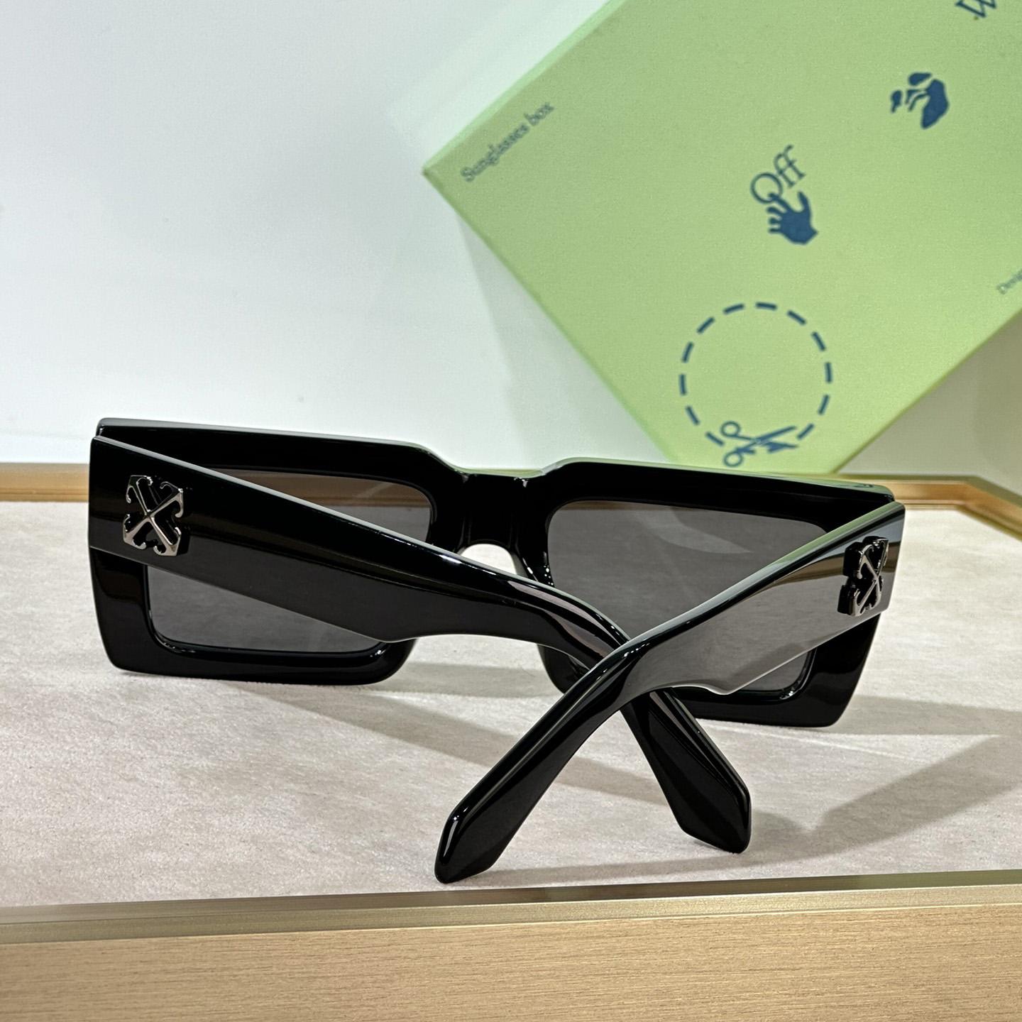 Off White Moberly Sunglasses      OERl114 - DopestKickz