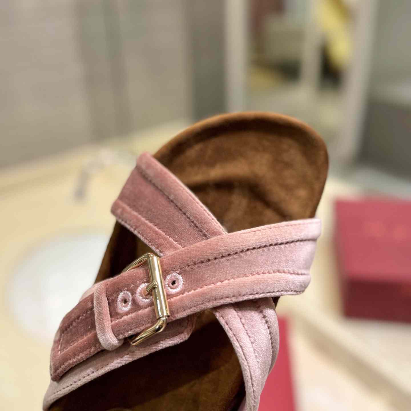 Valenti Fussfriend Velvet Slide Sandal  - DopestKickz