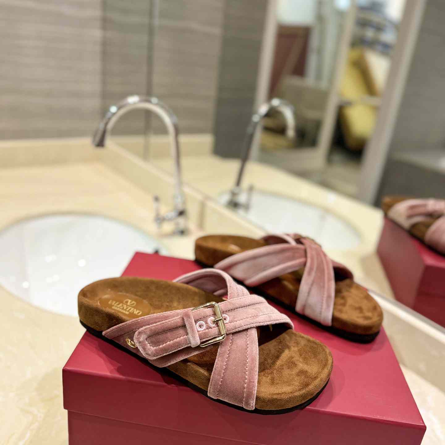 Valenti Fussfriend Velvet Slide Sandal  - DopestKickz