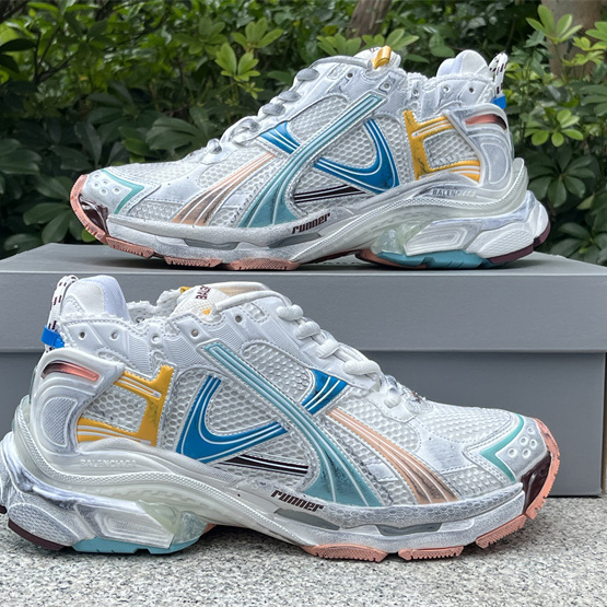 Balenciaga Runner Sneaker - DopestKickz