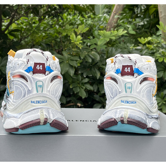 Balenciaga Runner Sneaker - DopestKickz