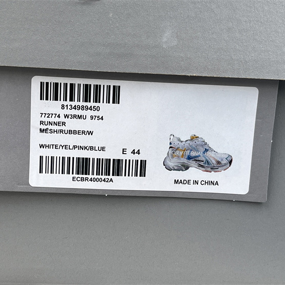 Balenciaga Runner Sneaker - DopestKickz