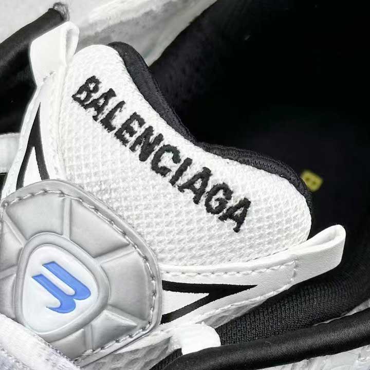 Balenciaga Runner Sneaker - DopestKickz