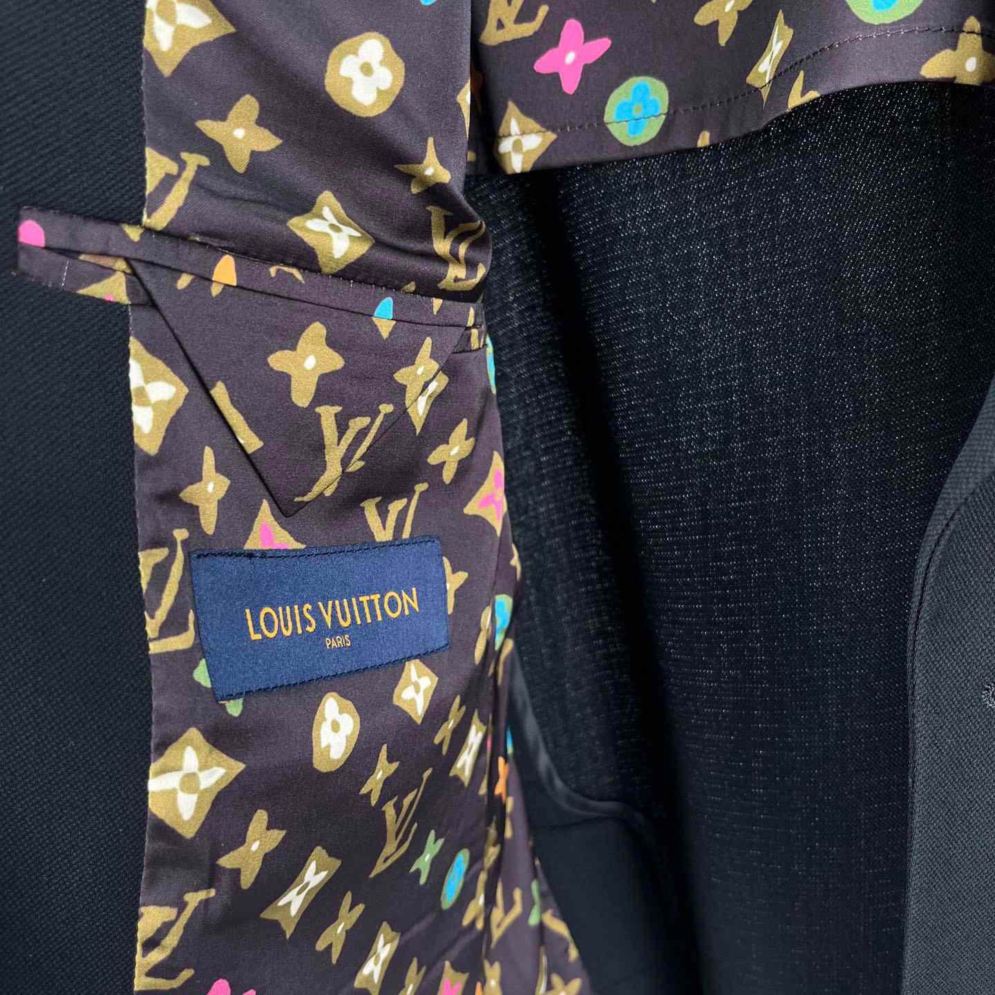 Louis Vuitton Embroidered Signature Wool Tailored Jacket   1AFRD1 - DopestKickz