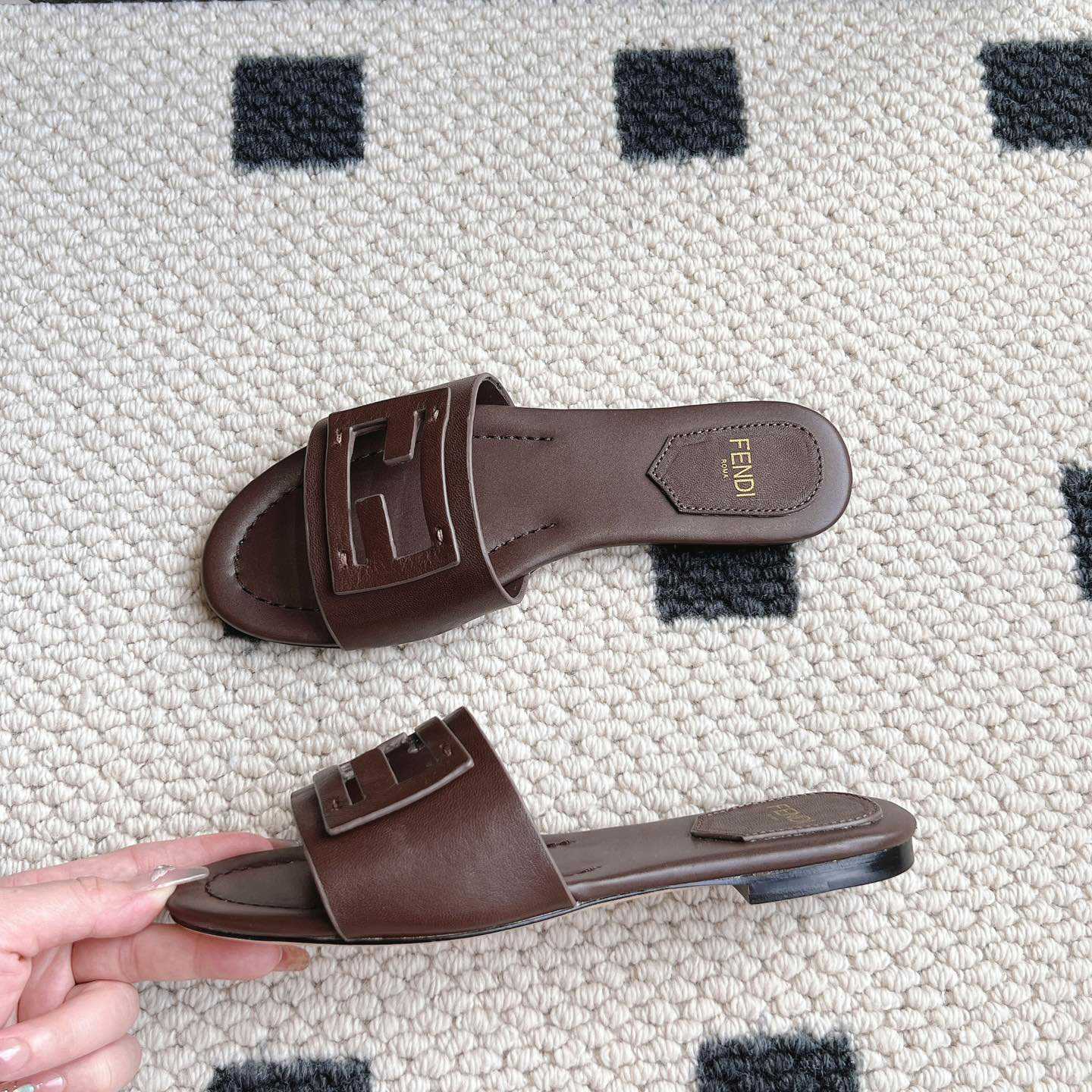Fendi Baguette Brown Leather Slides - DopestKickz
