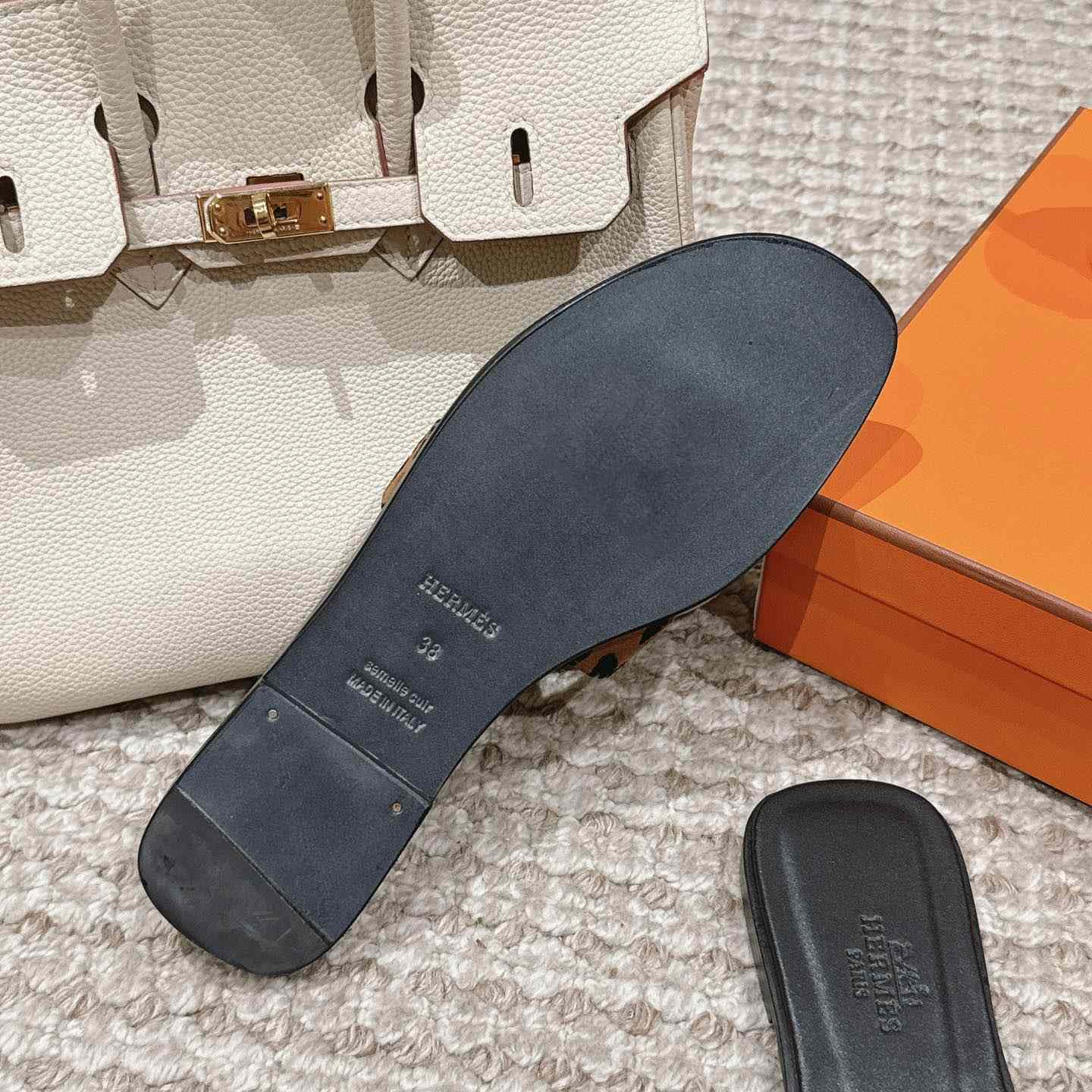 Hermes Oran Sandal - DopestKickz