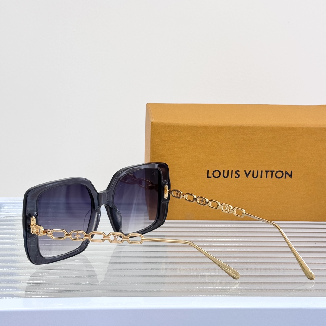 Louis Vuitton Z2107E Sunglasses    - DopestKickz