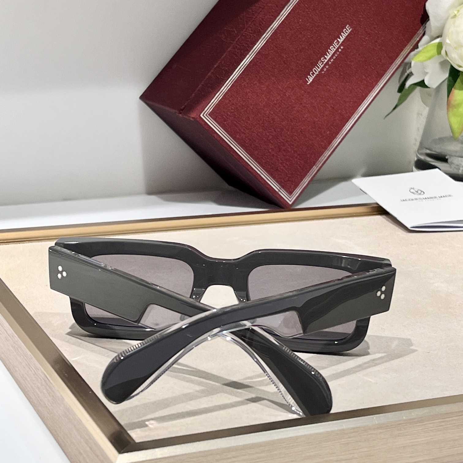 Jacquemus ASCARII Sunglasses - DopestKickz