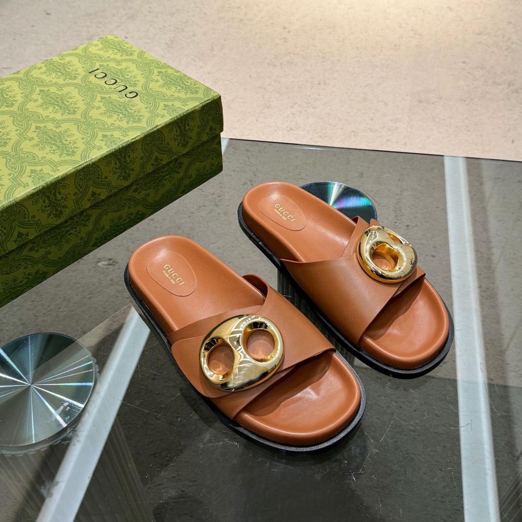 Gucci Women's Marina Chain Slide Sandal - DopestKickz