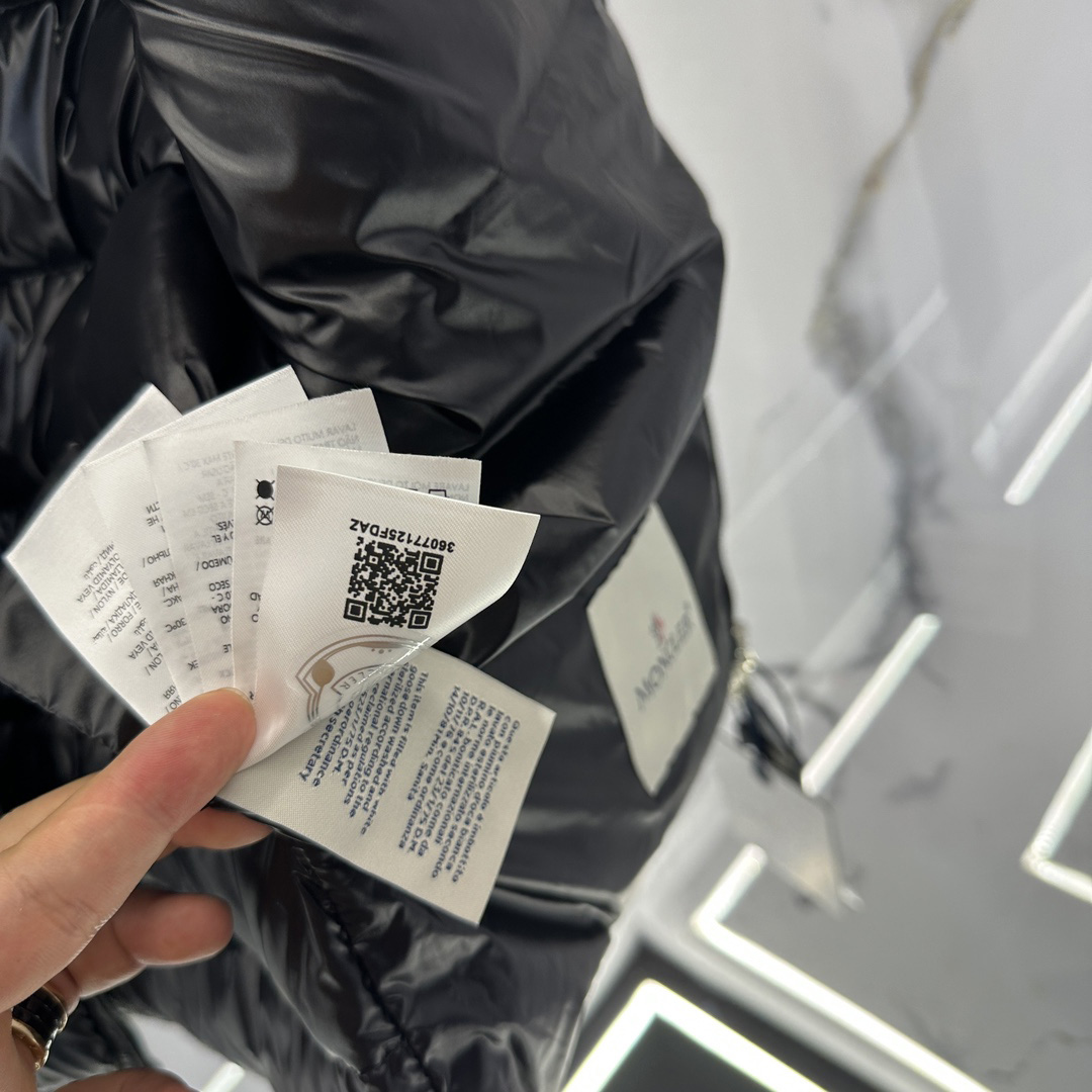 Moncler Gui Gilet  - DopestKickz