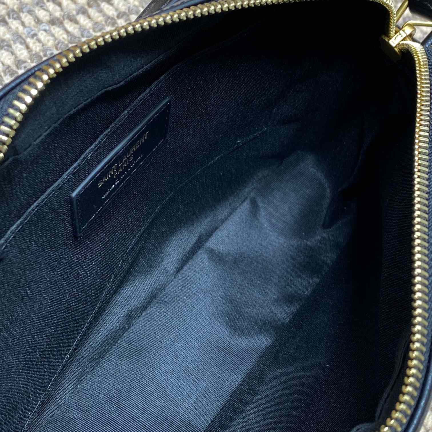 Saint Laurent Lou Tassel Camera Bag  (23x16x6cm) - DopestKickz