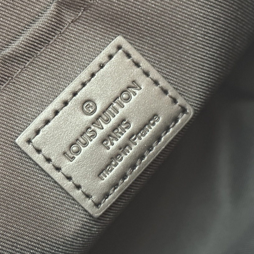Louis Vuitton Steamer PM   M46953 - DopestKickz