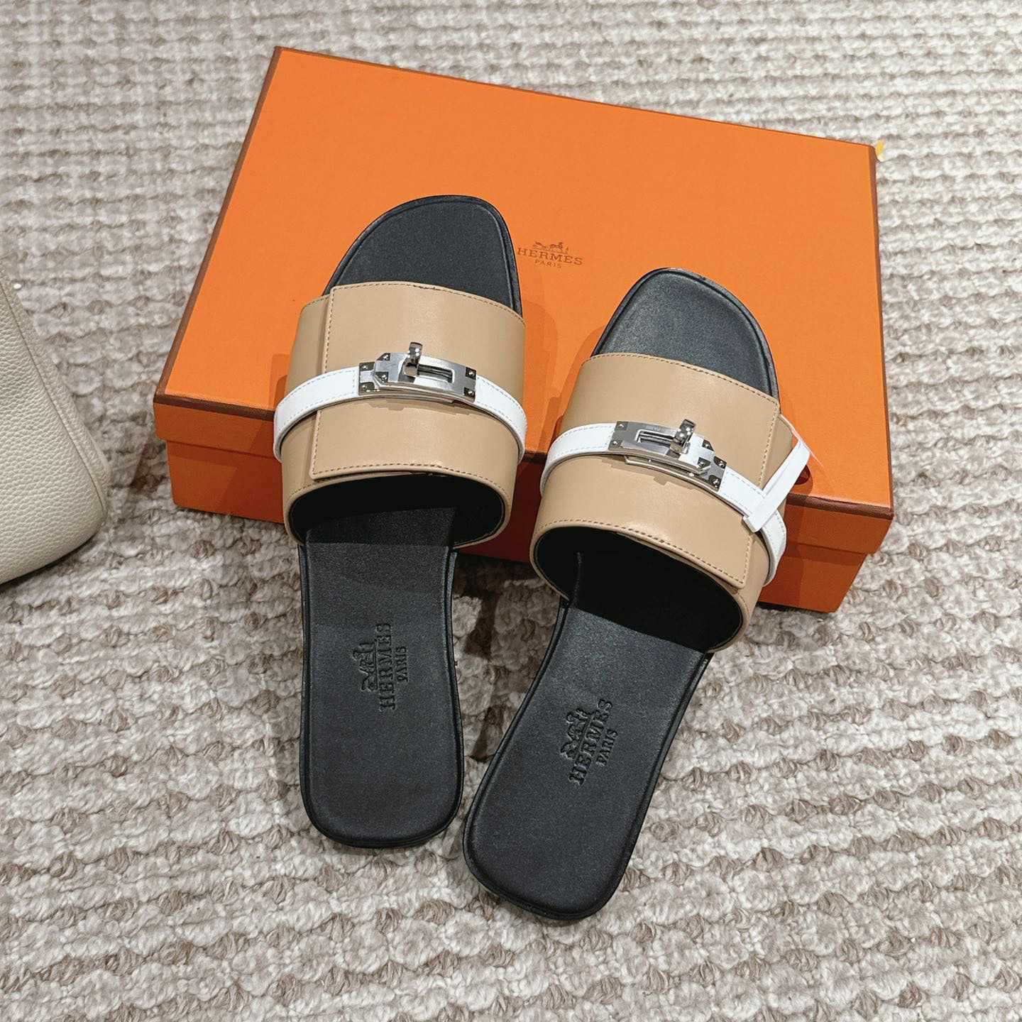 Hermes Giulia Sandal - DopestKickz