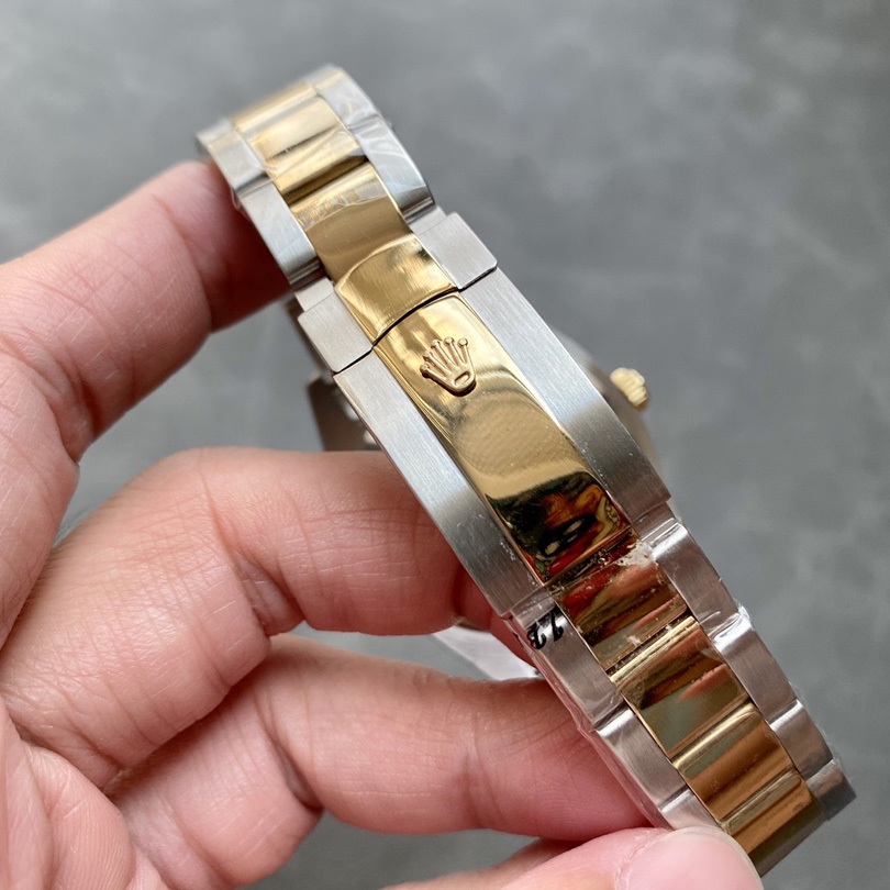 Rolex Sky-Dweller Watch - DopestKickz