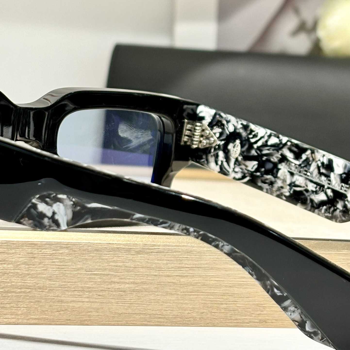 Jacquemus ASCARII Sunglasses - DopestKickz