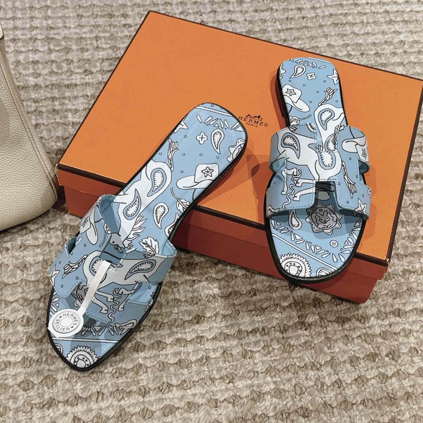 Hermes Oran Sandal - DopestKickz