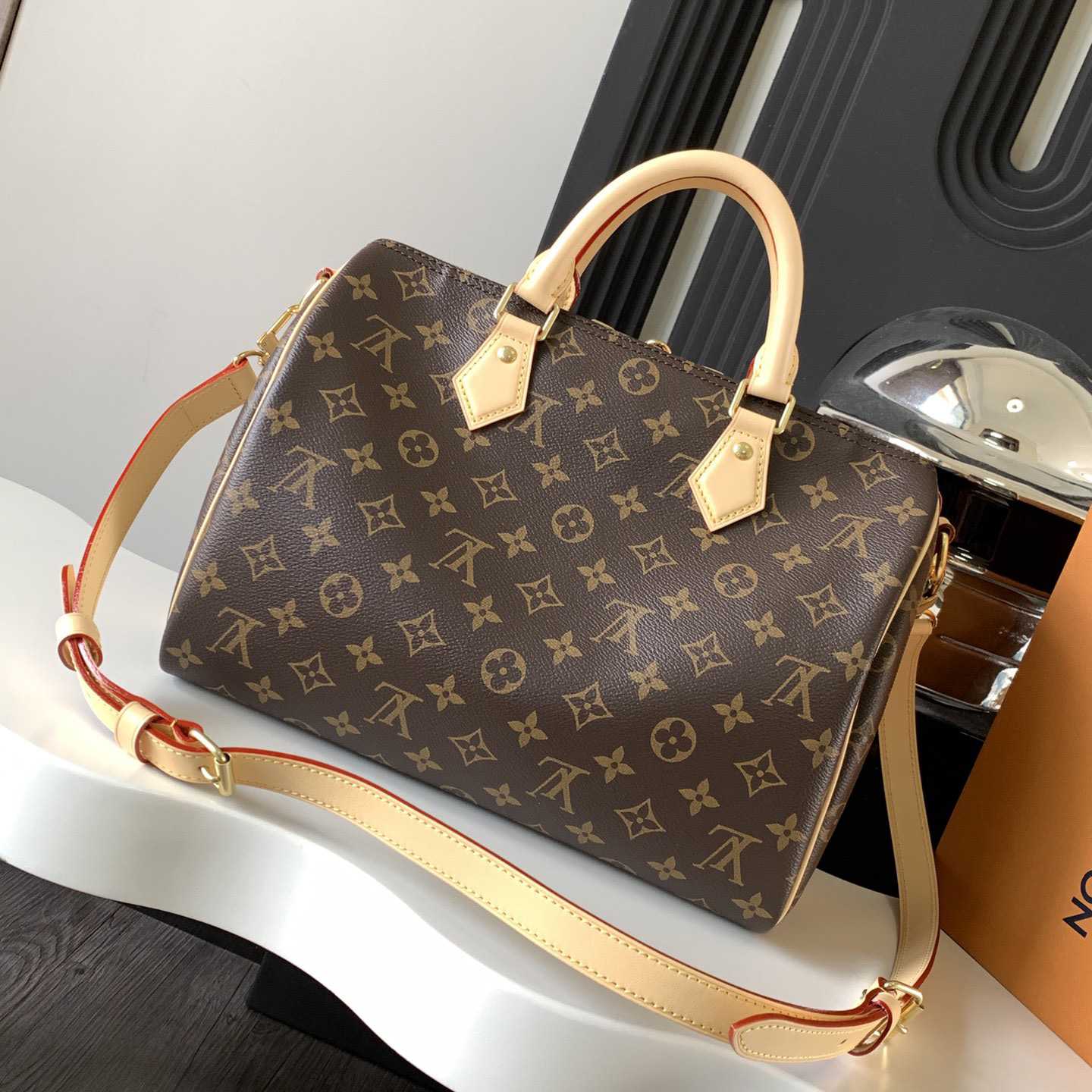 Louis Vuitton Speedy Bandoulière 30 M41112 - DopestKickz