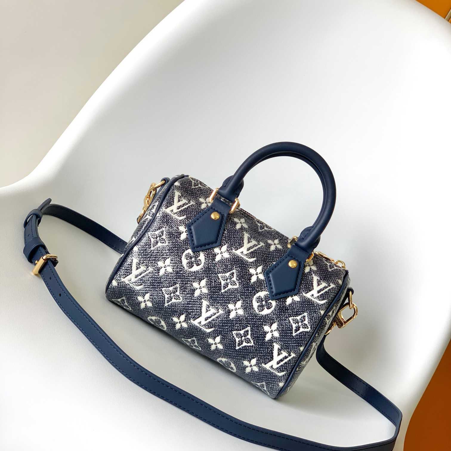 Louis Vuitton Speedy Bandoulière 20   M23069 - DopestKickz