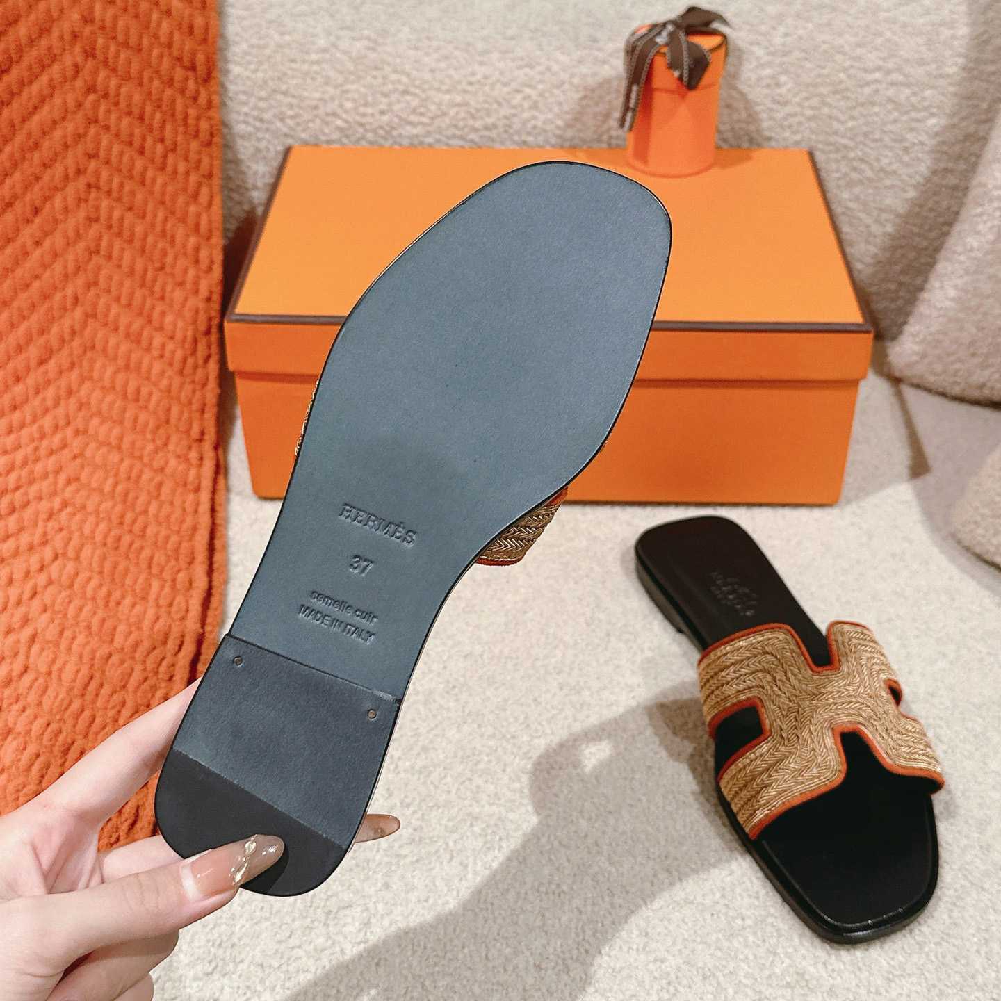 Hermes Oran Sandal - DopestKickz