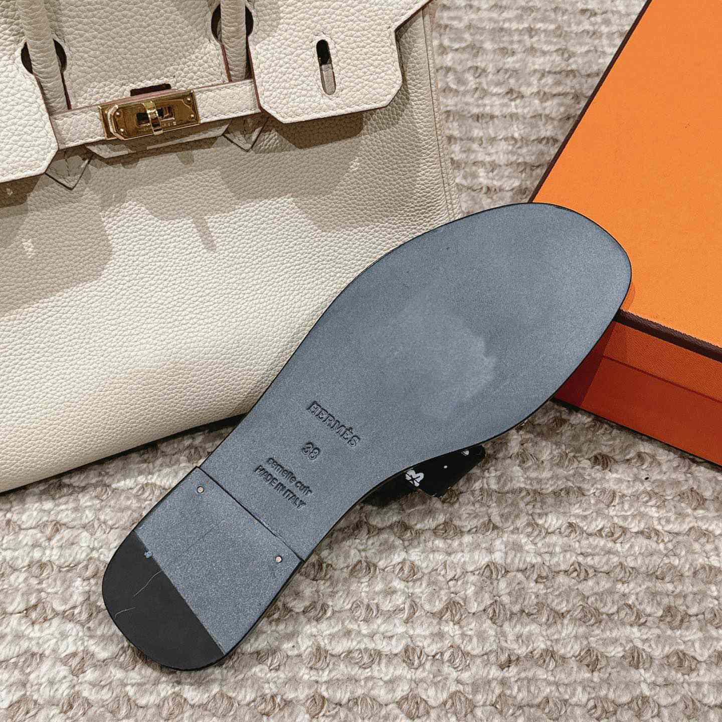 Hermes Oran Sandal - DopestKickz