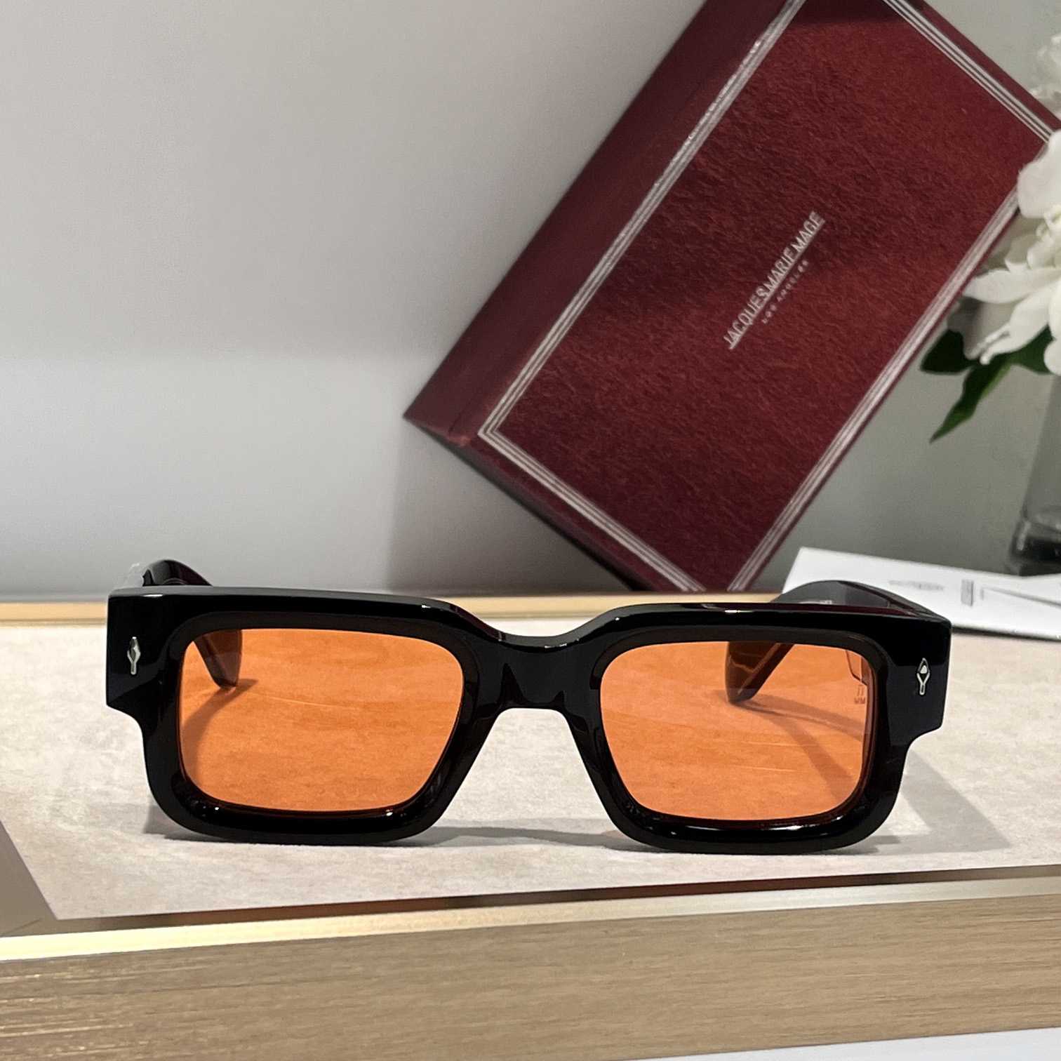 Jacquemus ASCARII Sunglasses - DopestKickz