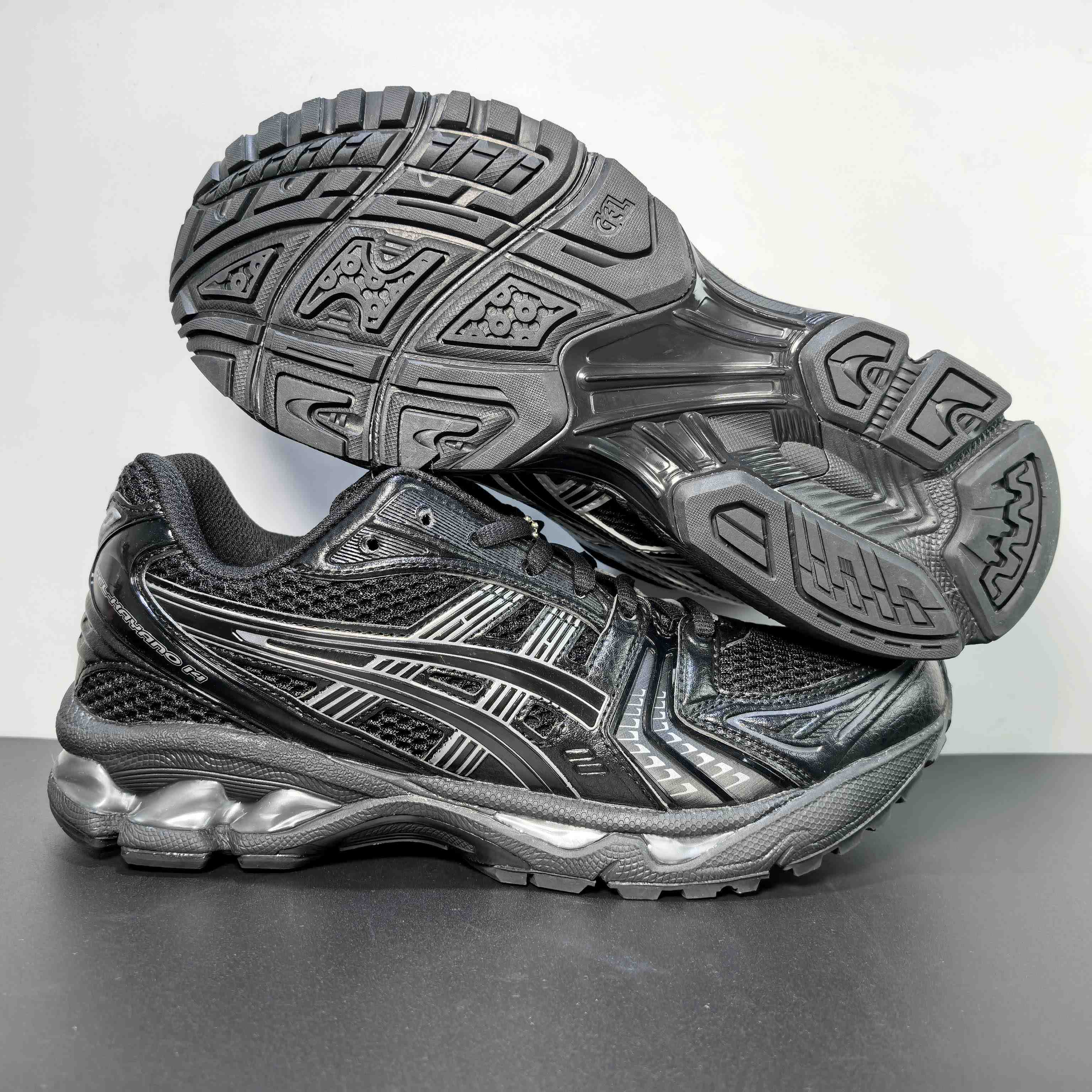 Asics Gel-Kayano 14 Sneakers     1201A019-006 - DopestKickz