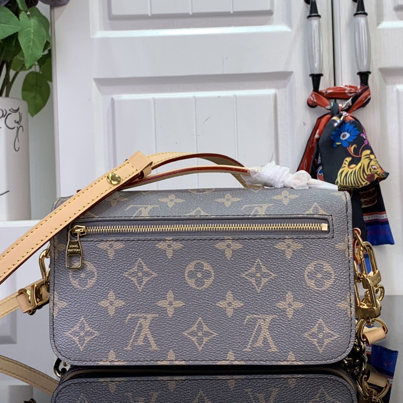 Louis Vuitton Pochette Métis East West  M12429 - DopestKickz