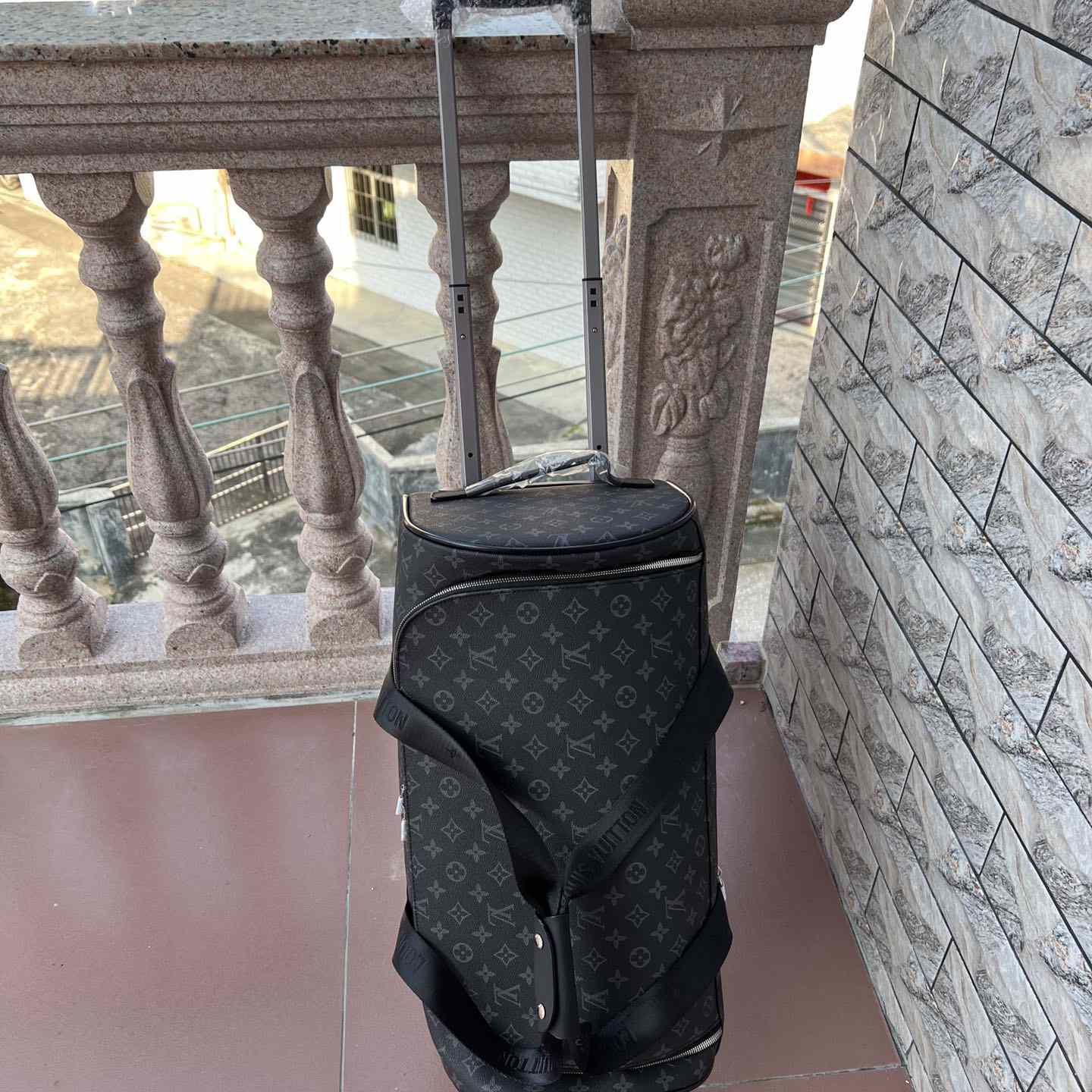 Louis Vuitton Horizon Soft Duffle 55 - DopestKickz