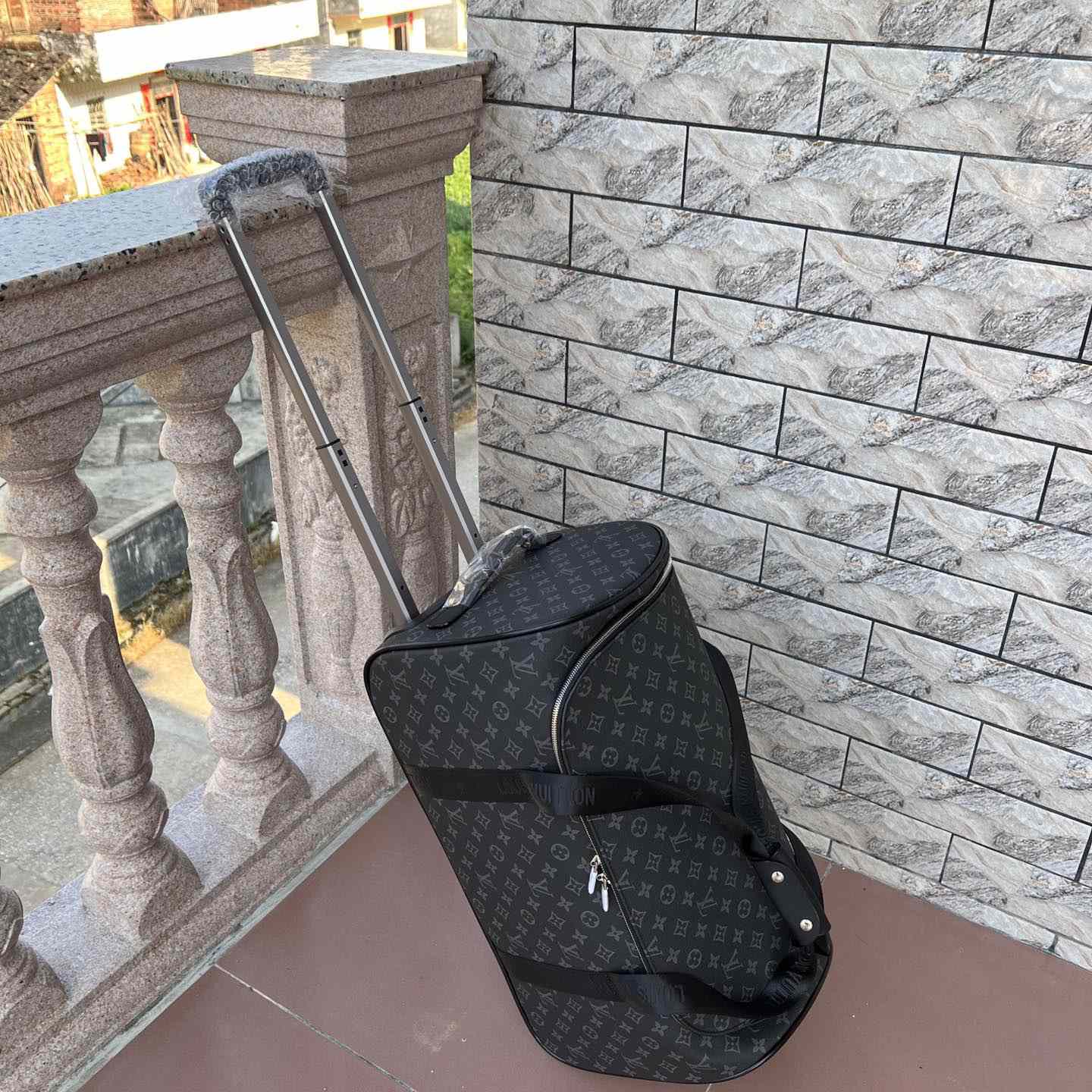 Louis Vuitton Horizon Soft Duffle 55 - DopestKickz