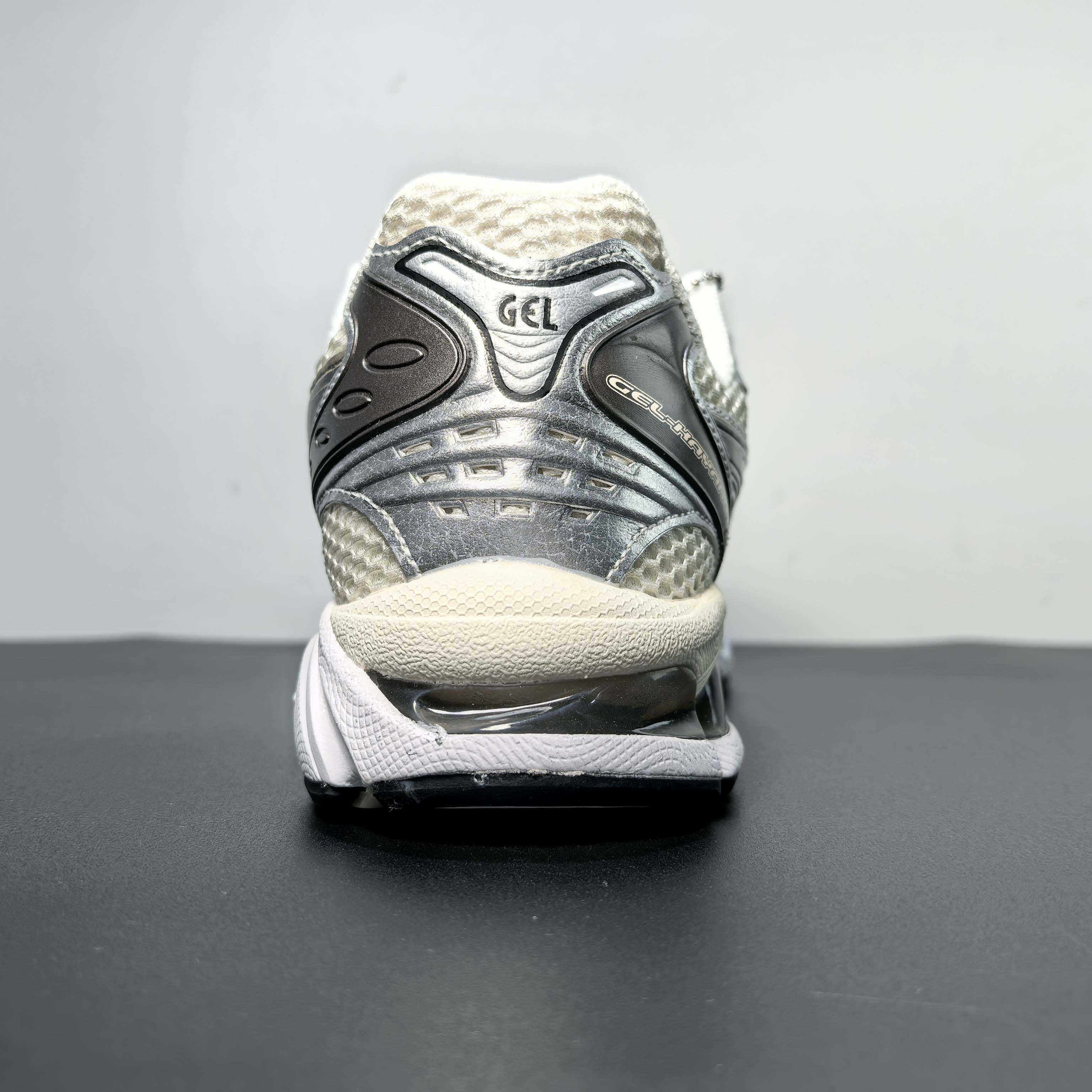 Asics Gel-Kayano 14 Sneakers    1201A019-108 - DopestKickz