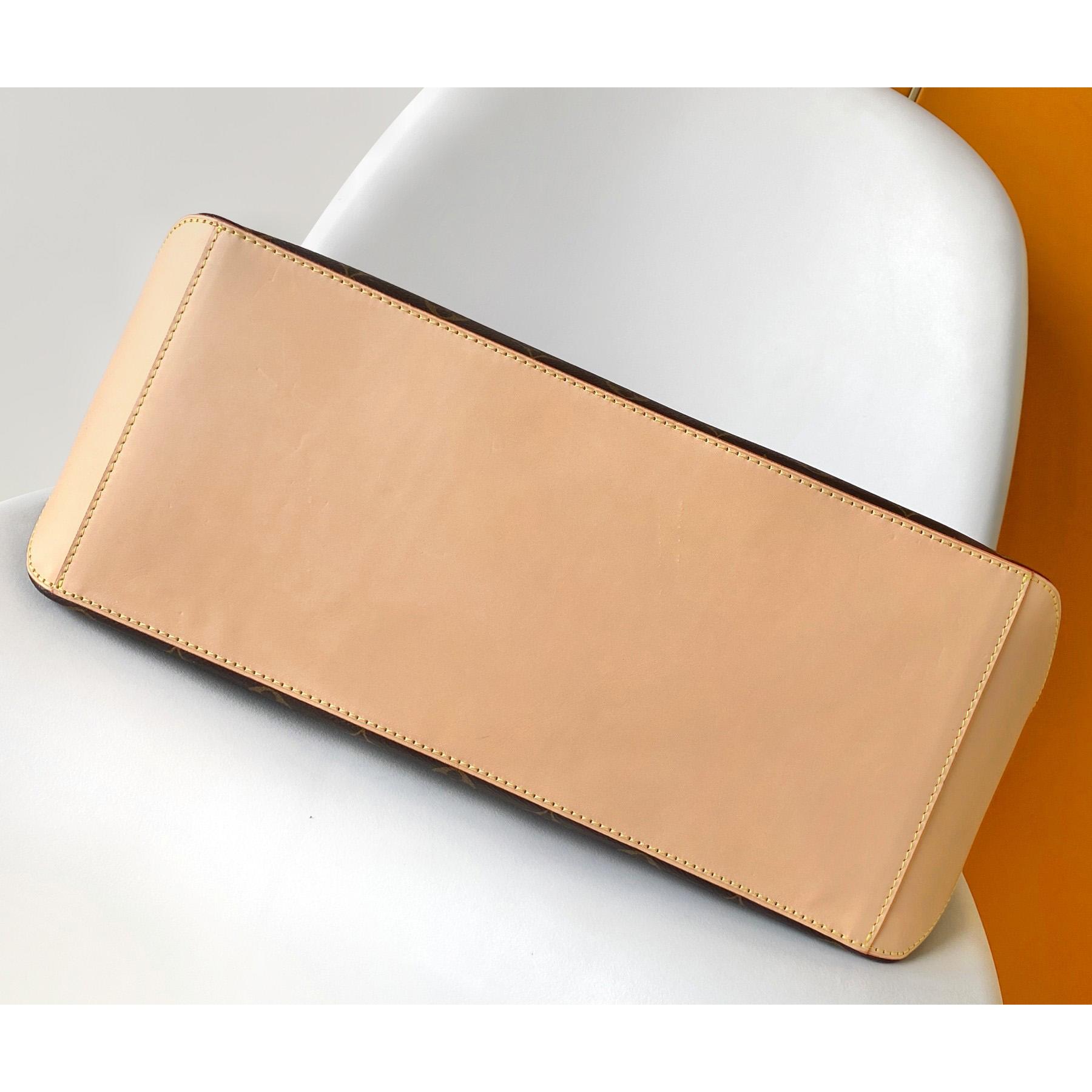 Louis Vuitton Mezzo   M47134 - DopestKickz