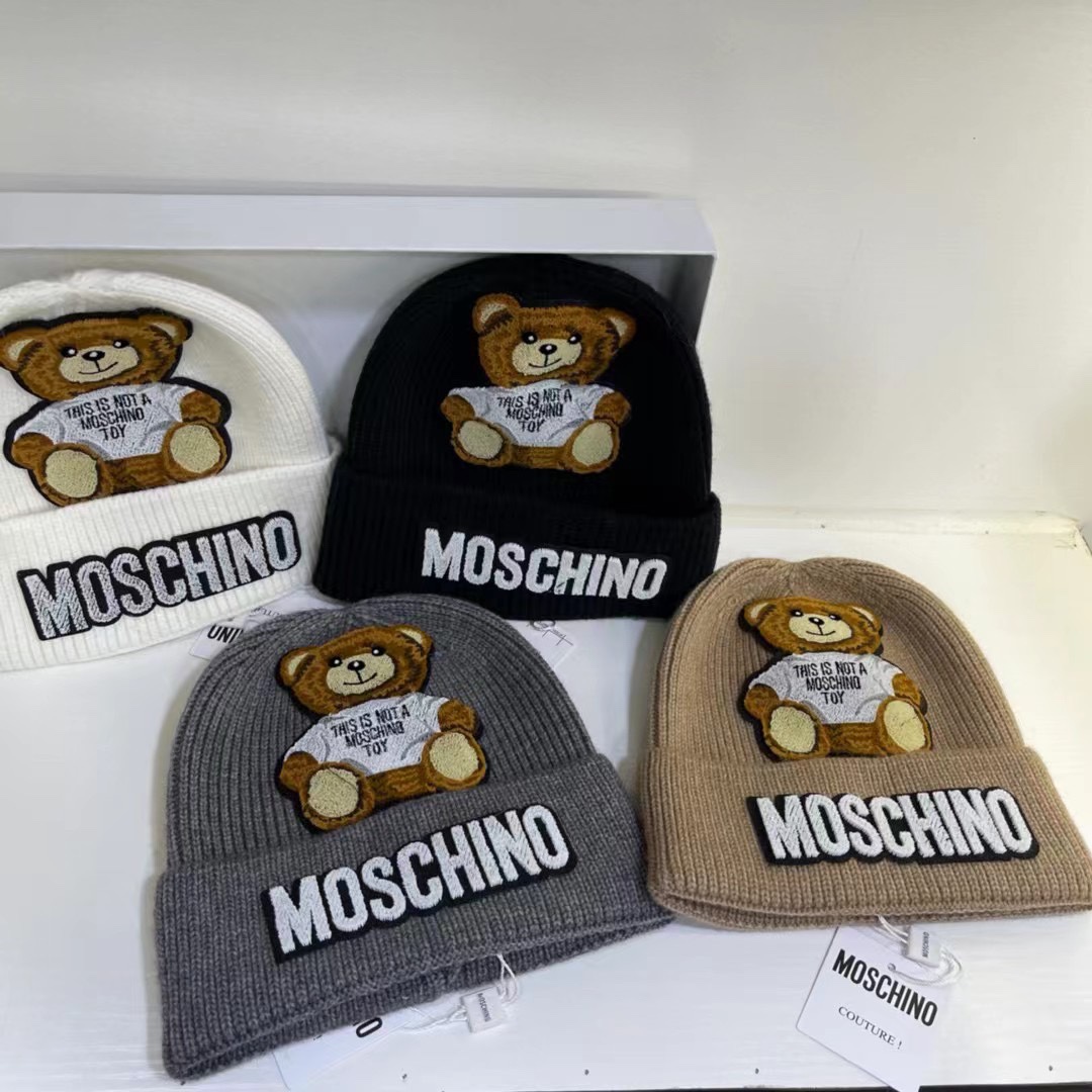 Moschino Beanie  - DopestKickz