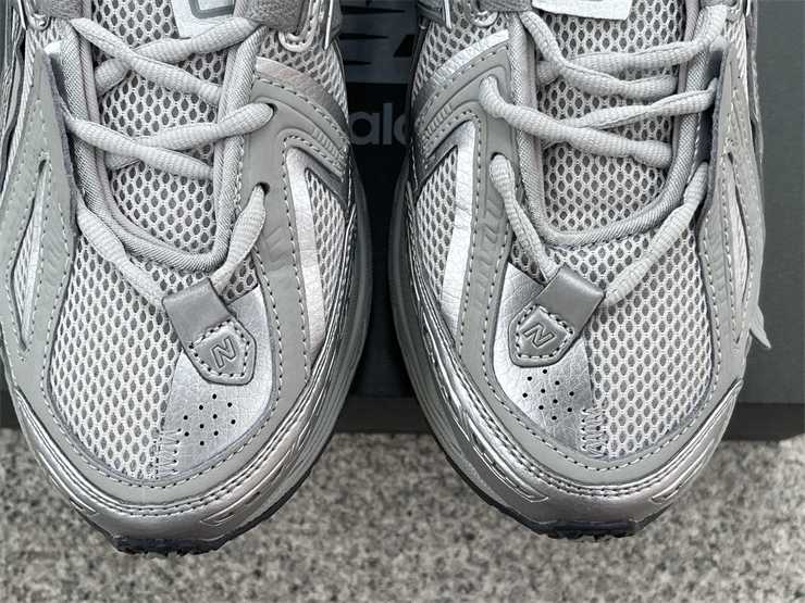 New Balance 1906R Sneakers      M1906AG - DopestKickz